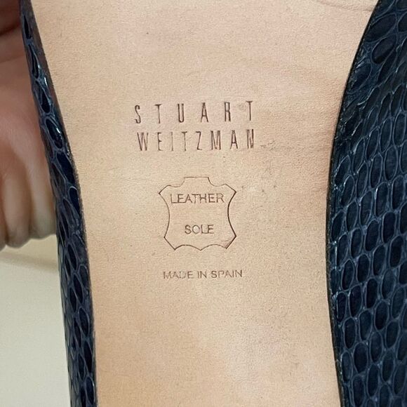 Stuart Weitzman navy Blue python embossed Peep-Toe platform Heels. 11 - Picture 10 of 16